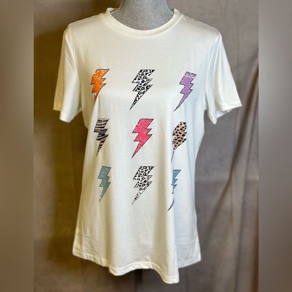 Tshirt  - Picture 4 of 4